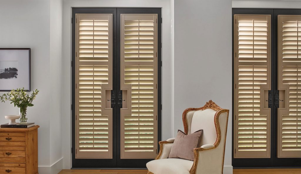 Hunter Douglas Heritance Hardwood Shutters