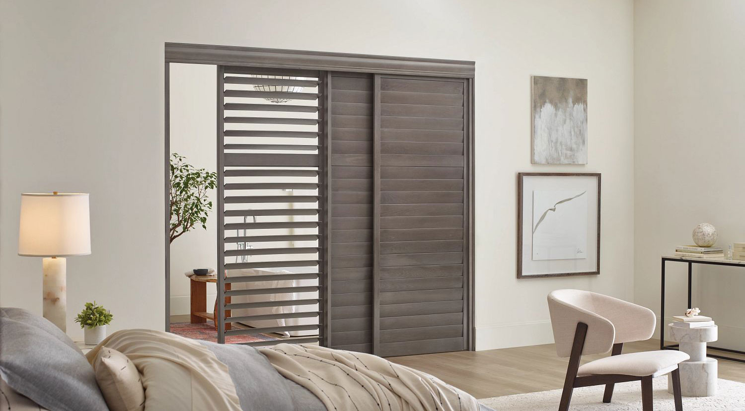 Hunter Douglas Heritance Hardwood Shutters