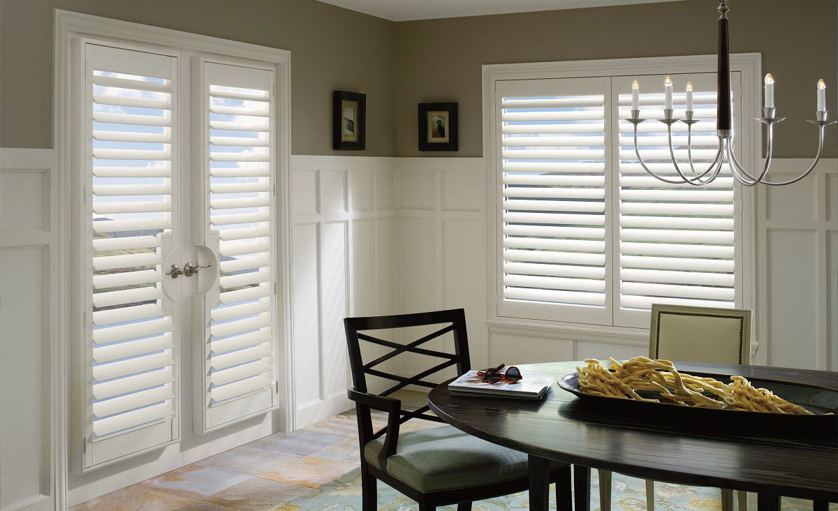 Hunter Douglas PalmBeach Polysatin Shutters