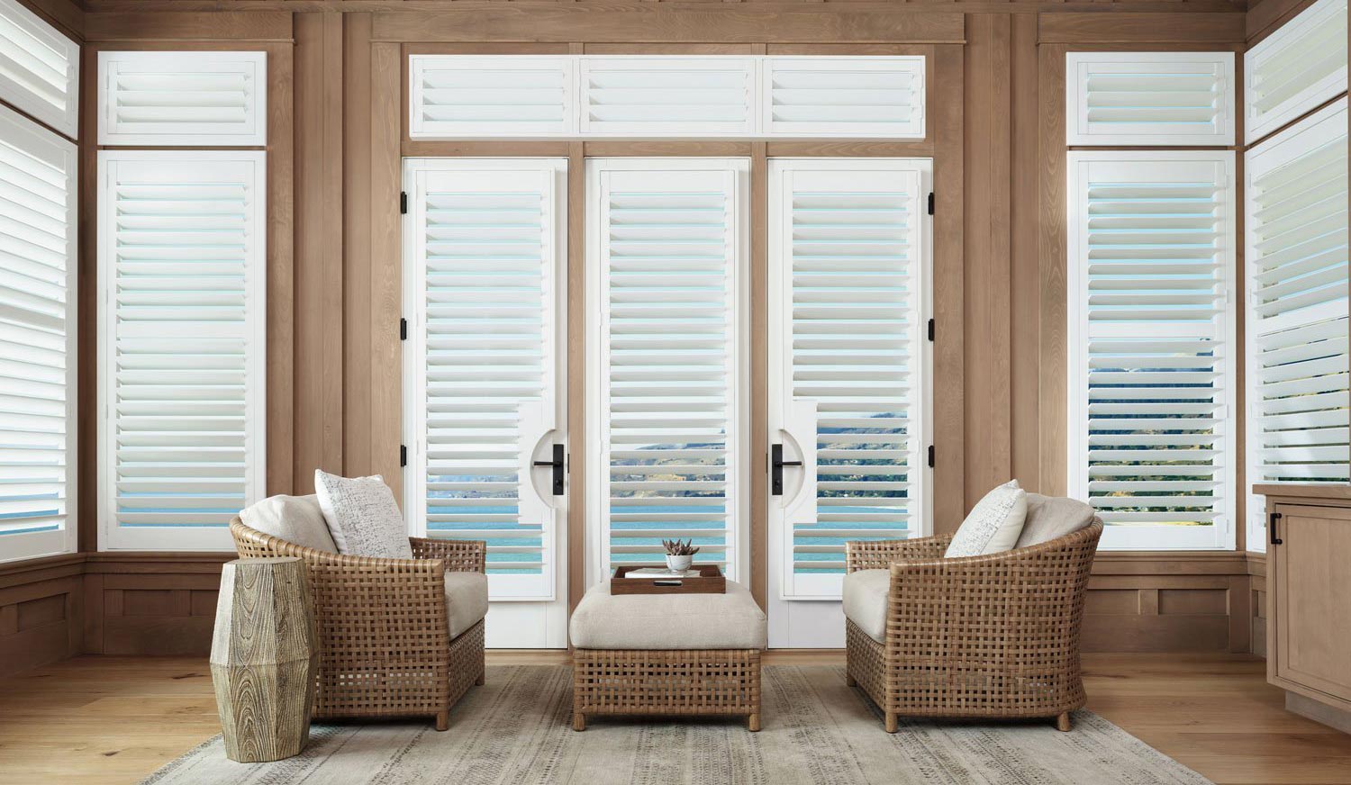 Hunter Douglas PalmBeach Polysatin Shutters