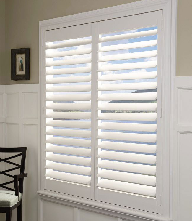 Hunter Douglas PalmBeach Polysatin Shutters