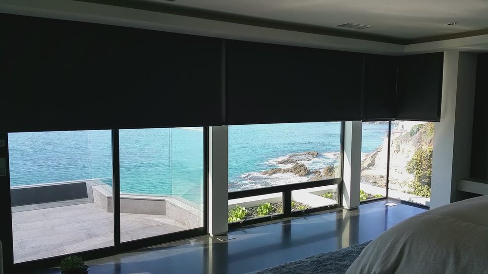 Hunter Douglas Designer Roller Shades